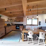 Holiday home Vomlandl Lofts & Leogang
